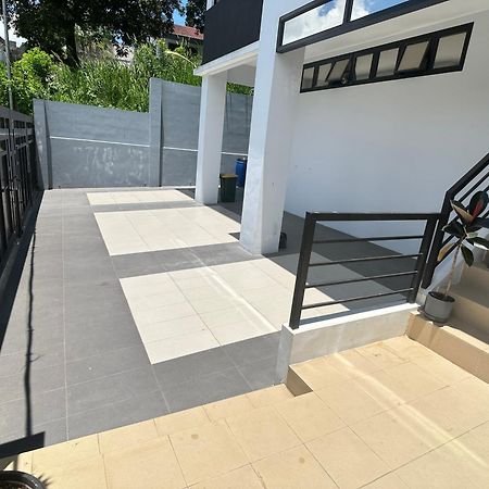Villa Tagaytay Transient Ph Tagaytay City Exterior foto